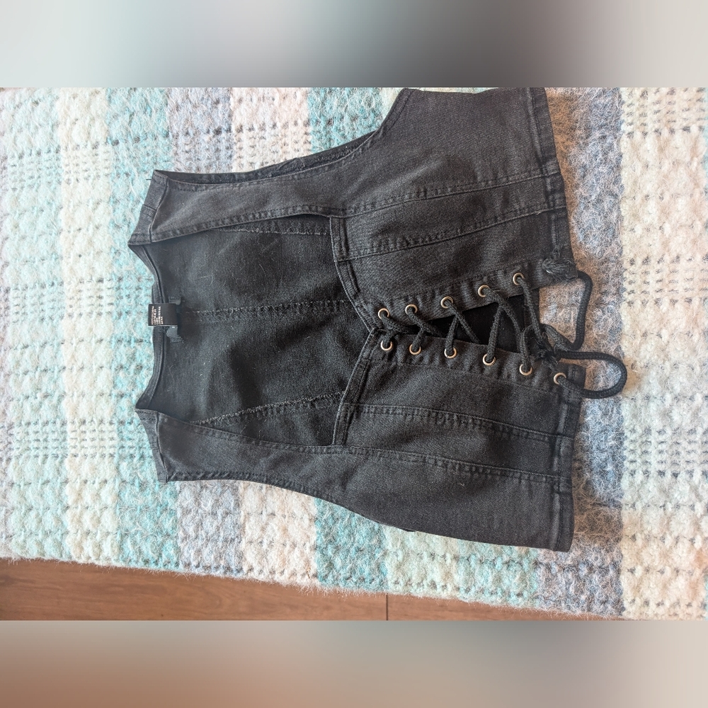 Forever 21 Black Lace-Up‎ Corset Jeans Crop Top Size Large